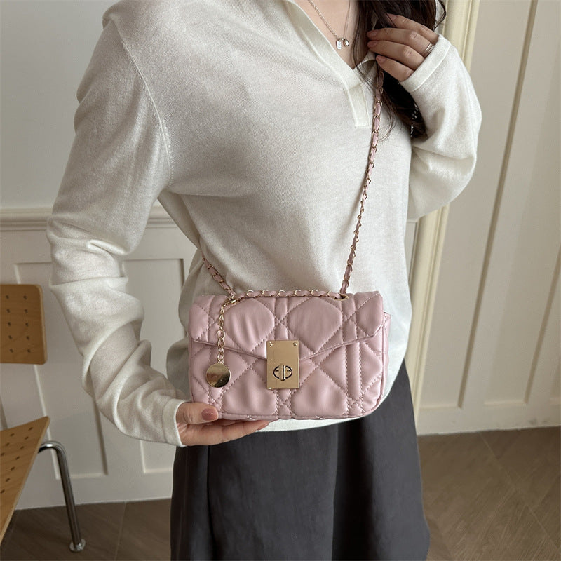 Elegant Quilted Handbag