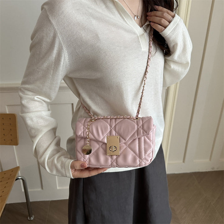 Elegant Quilted Handbag
