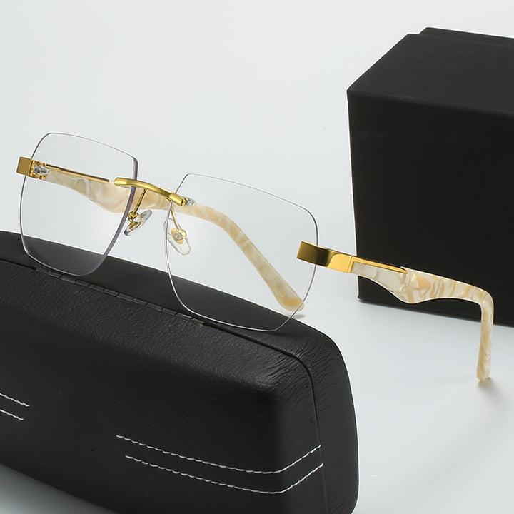 Women's Fashion Sunglasses in Modern Geometric Design Stornfield
