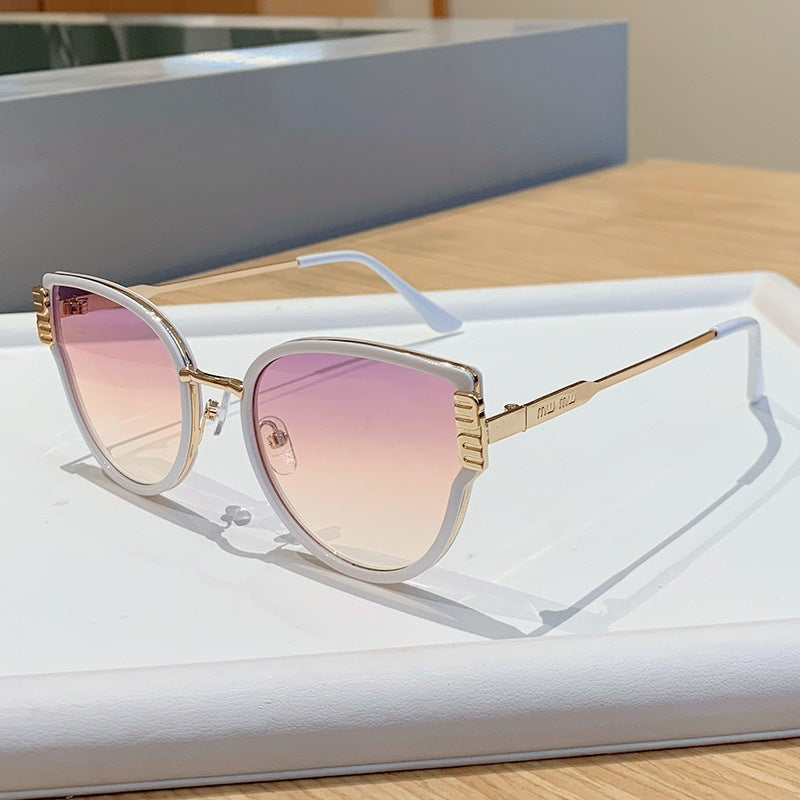 Women's Cat-Eye Sunglasses with Elegant Accentuated Lenses Stornfield