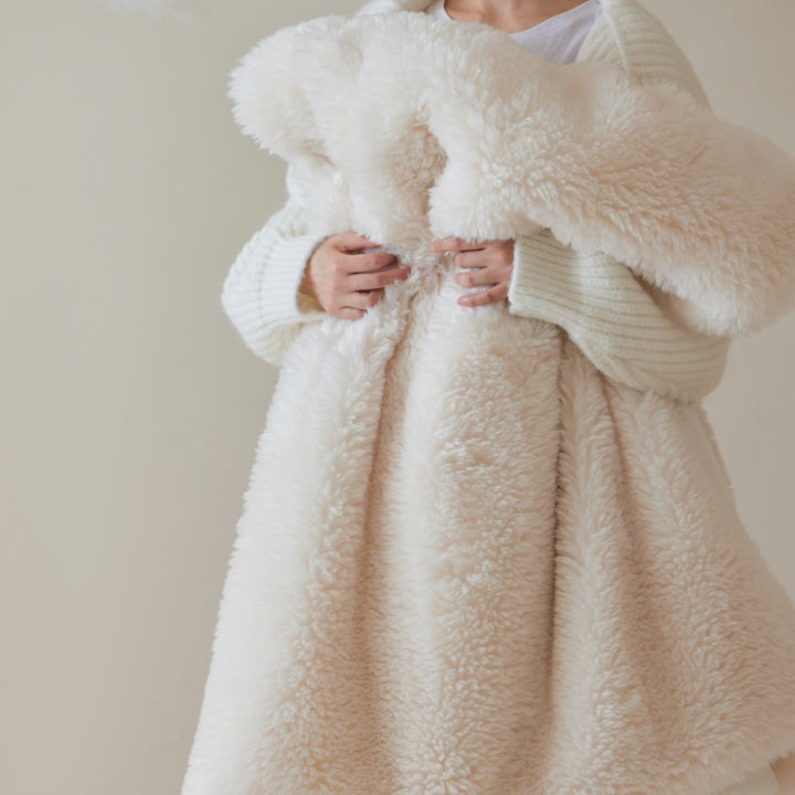 Large luxurious faux fur throw