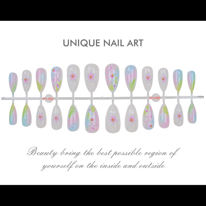 Floral-Accent Press-On Nail Collection Stornfield