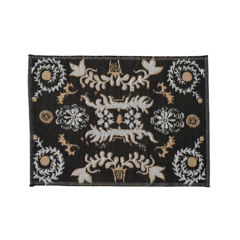 Reversible woven rug runner with ornamental jacquard structure Stornfield