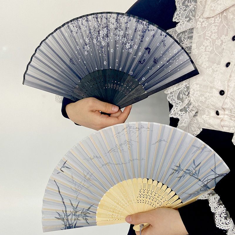 Handcrafted fan with elegant design Stornfield