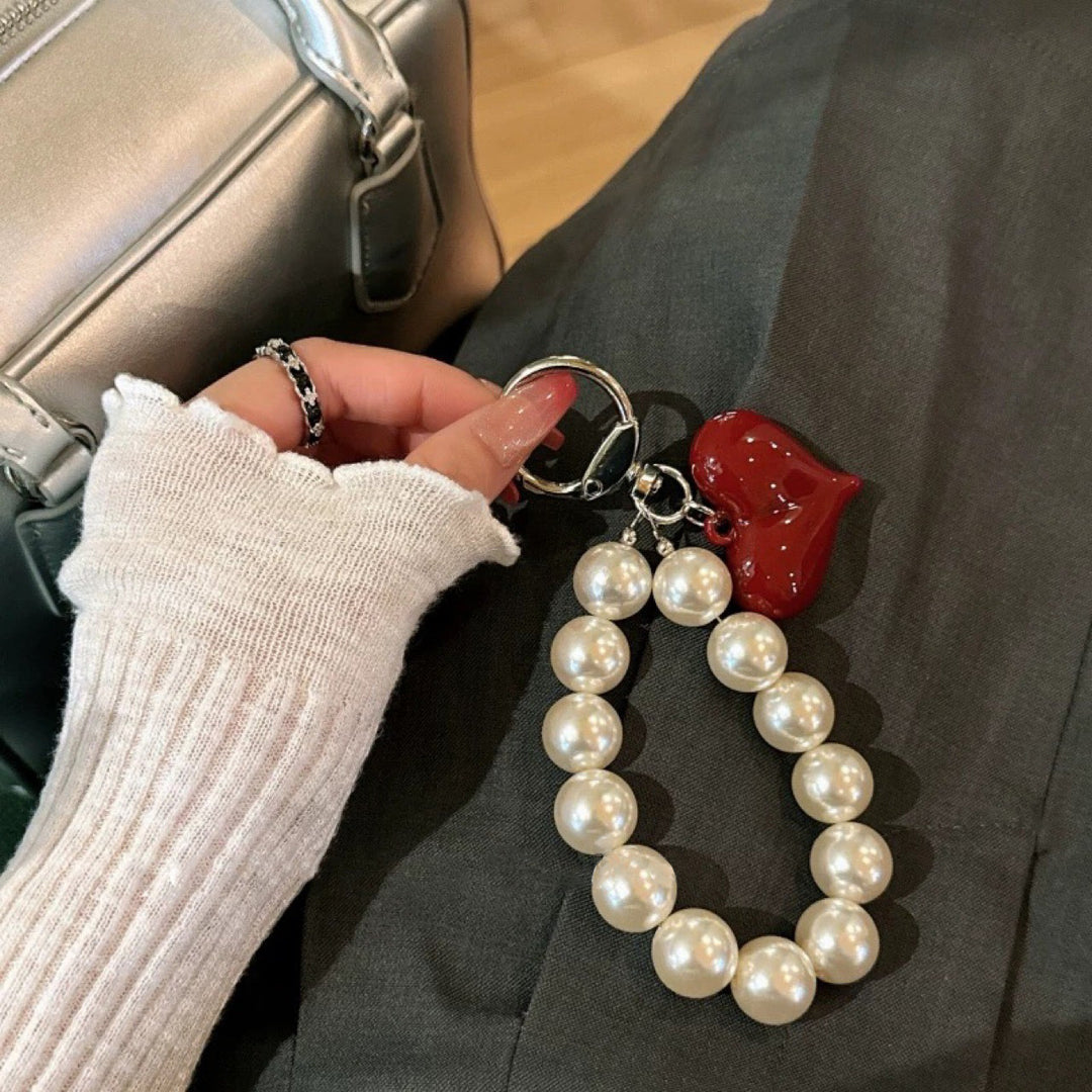 Elegant Bow Keychain Stornfield