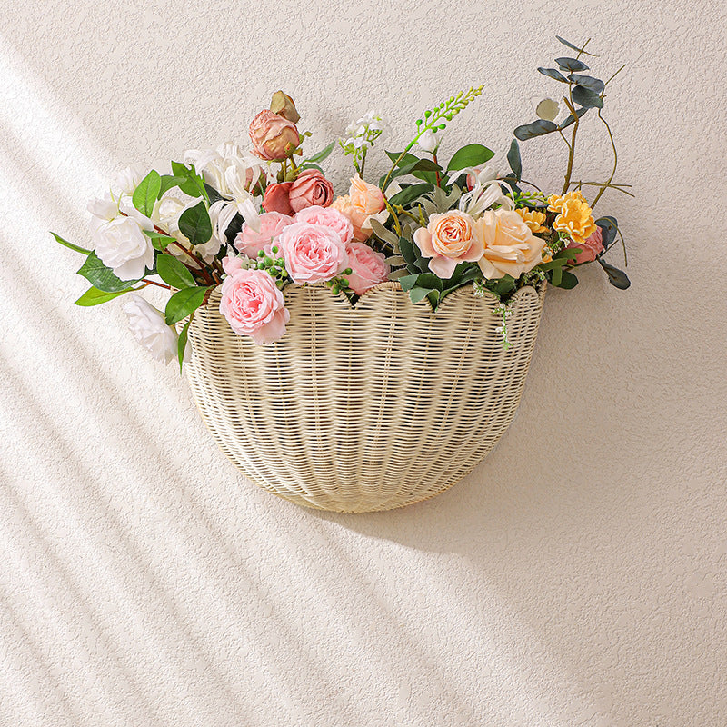 Wall basket in elegant shell design Stornfield