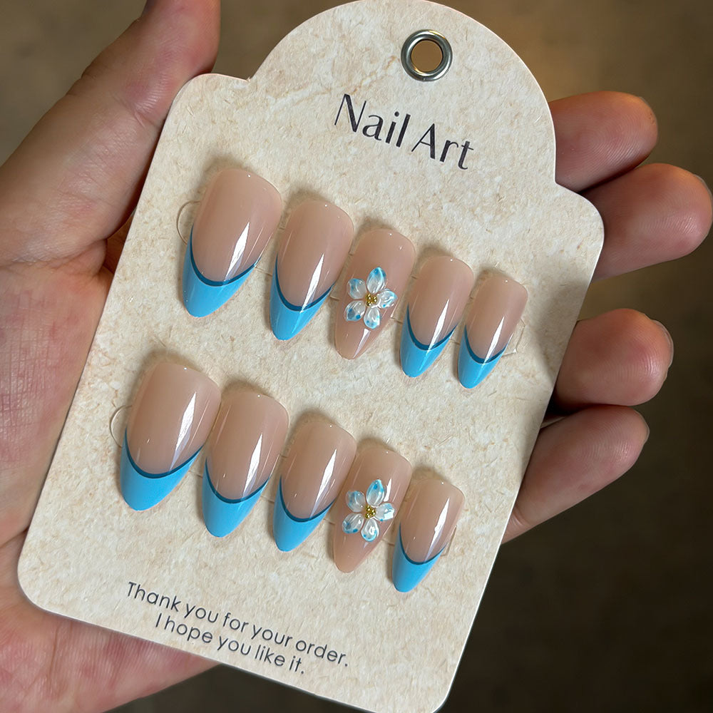Artistic Press-On Nail Kit with Floral Accents Stornfield