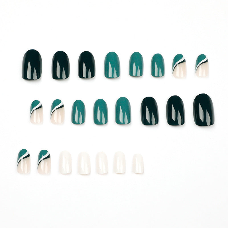 Elegant and artistic nail art Stornfield