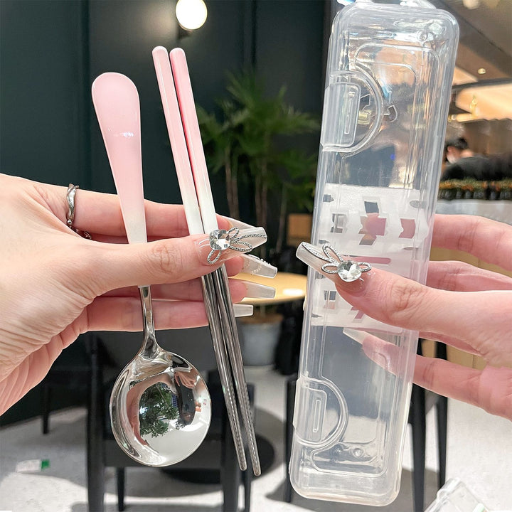 Portable cutlery set in hygienic storage box Stornfield