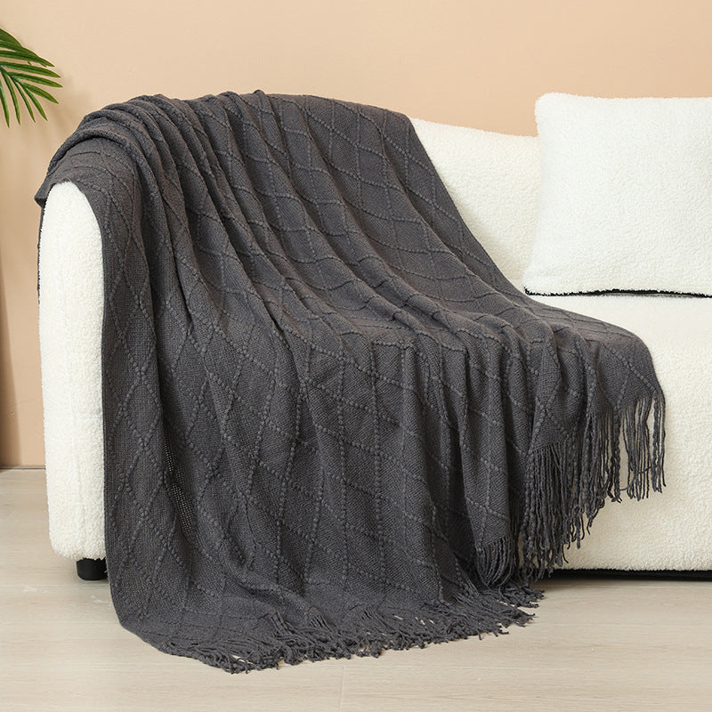 Women Elegant and stylish living and cuddly blanket with fringes Stornfield