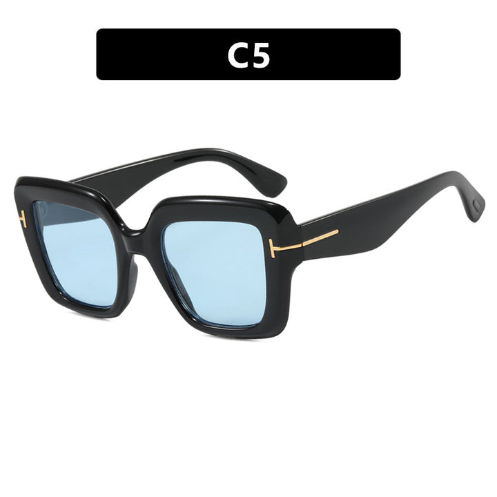 Women's square sunglasses with comfortable plastic frame and UV protection Stornfield