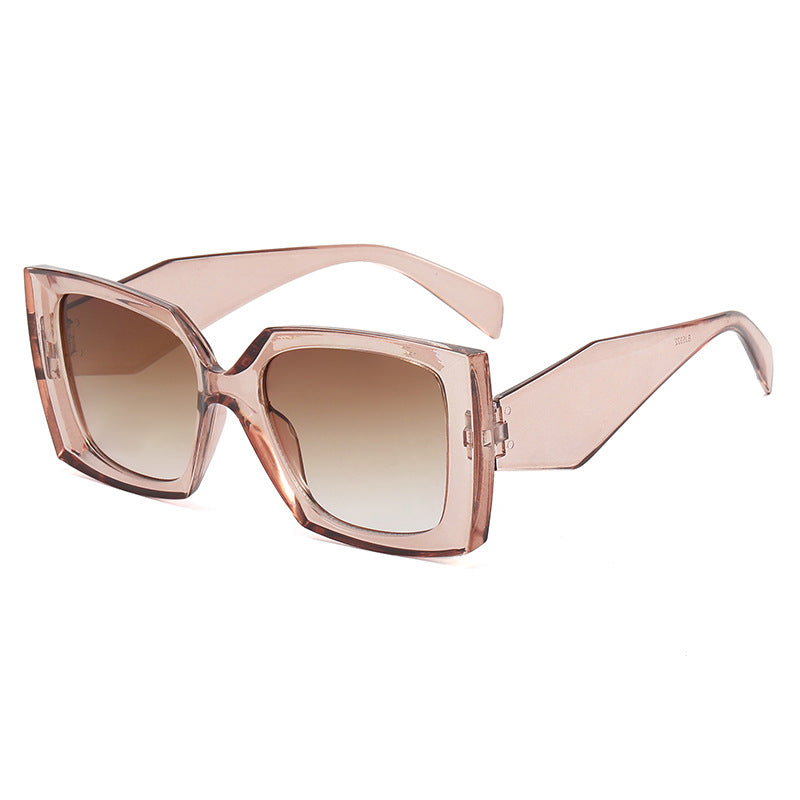 Women's Extravagant Oversized Sunglasses in Modern Design Stornfield
