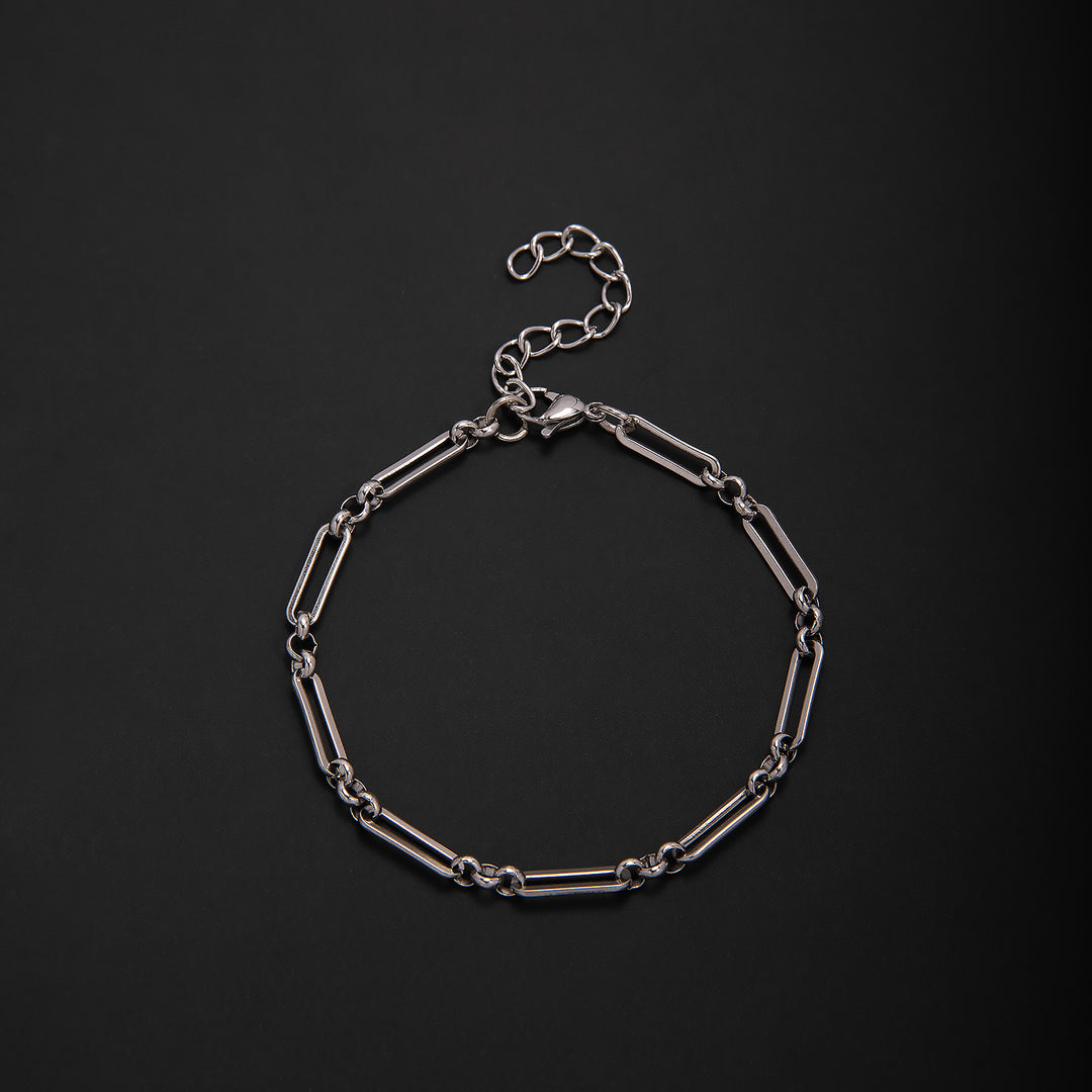 Interlaced Metal Link Bracelet Stornfield