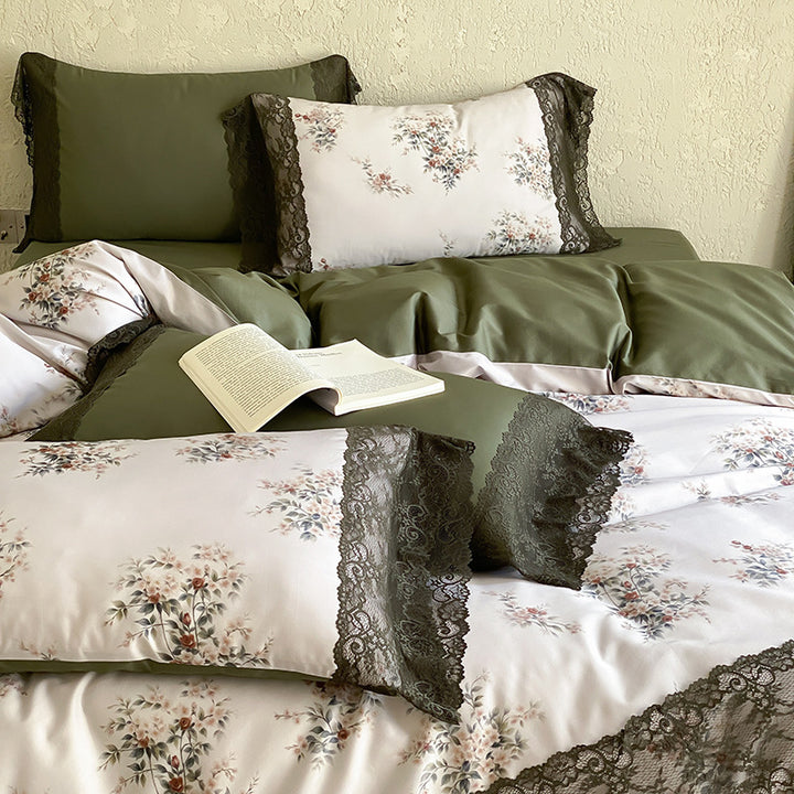 Satin bed linen set with floral print and delicate lace trim