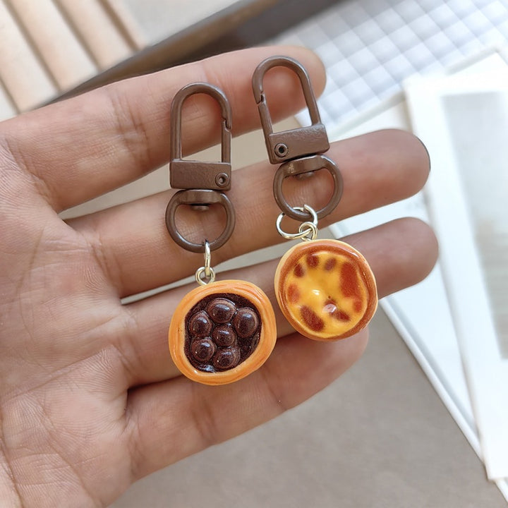Keychain with cute cake design Stornfield