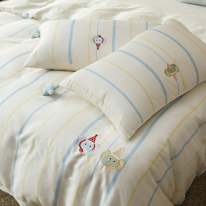 Striped Cotton Sateen Duvet Cover Set with Embroidered Animal Tassel Pillowcases