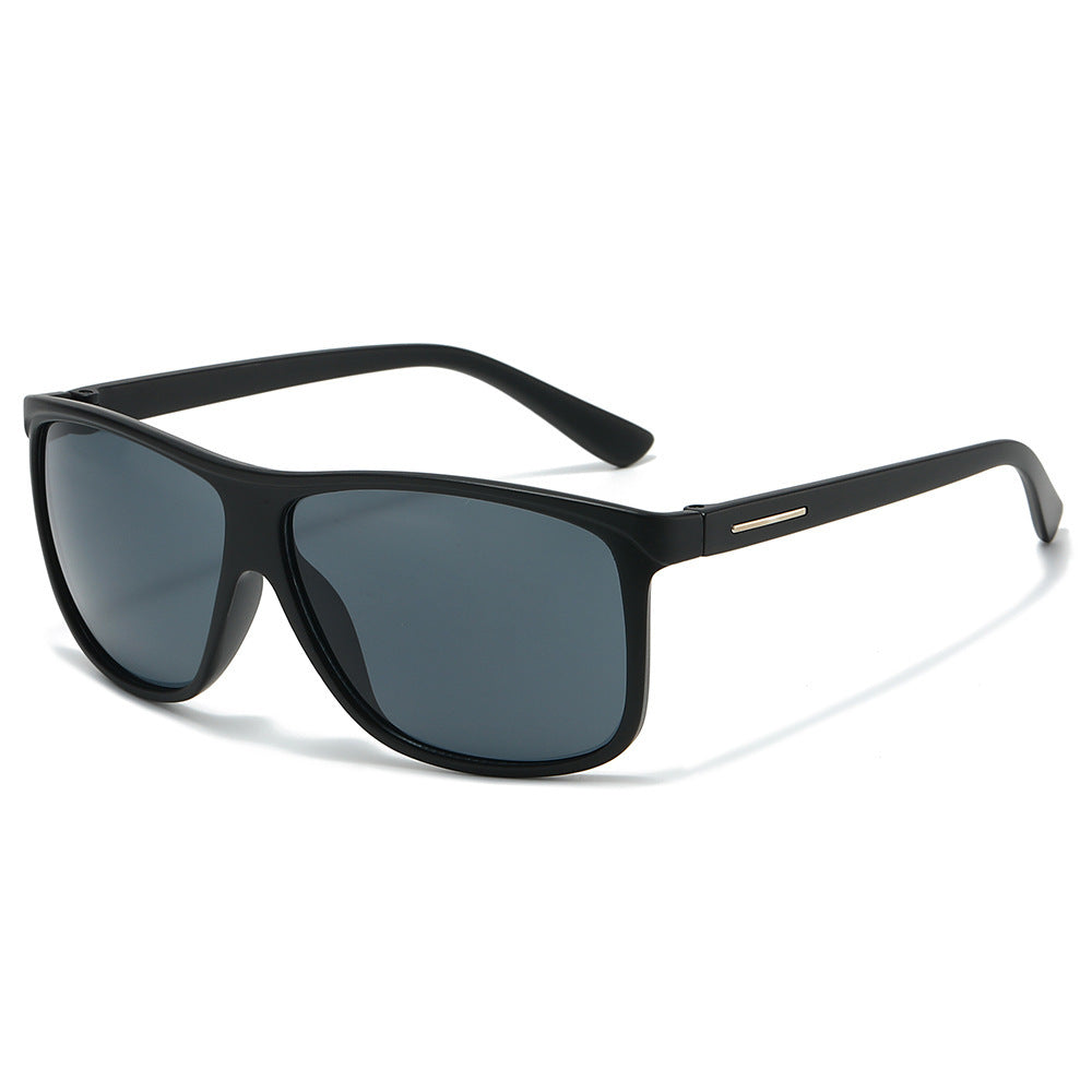 Fashion-Forward Sports Sunglasses Stornfield