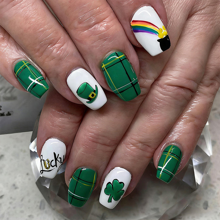 Nail art set with Celtic motifs Stornfield
