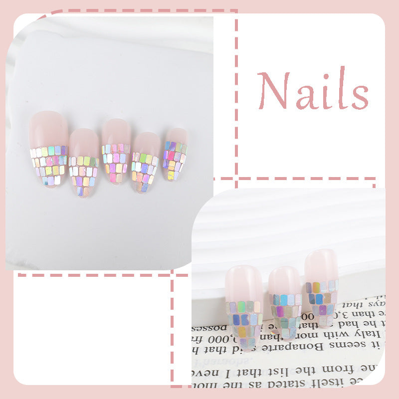 Artificial nail set with shimmering geometric accents Stornfield