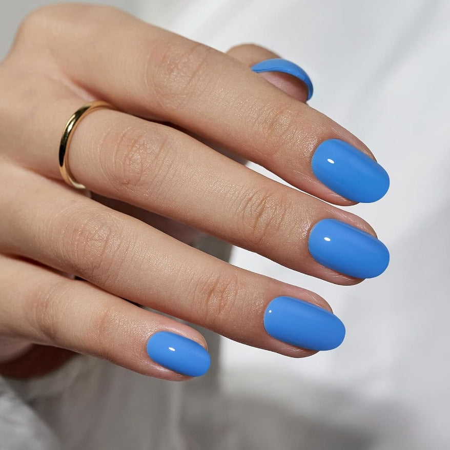 Glossy Oval-Shaped Nail Enhancements Stornfield
