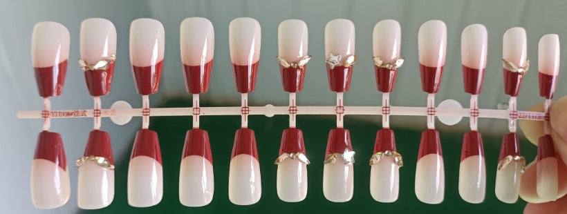 Elegant Nail Art with Gloss Finish Stornfield