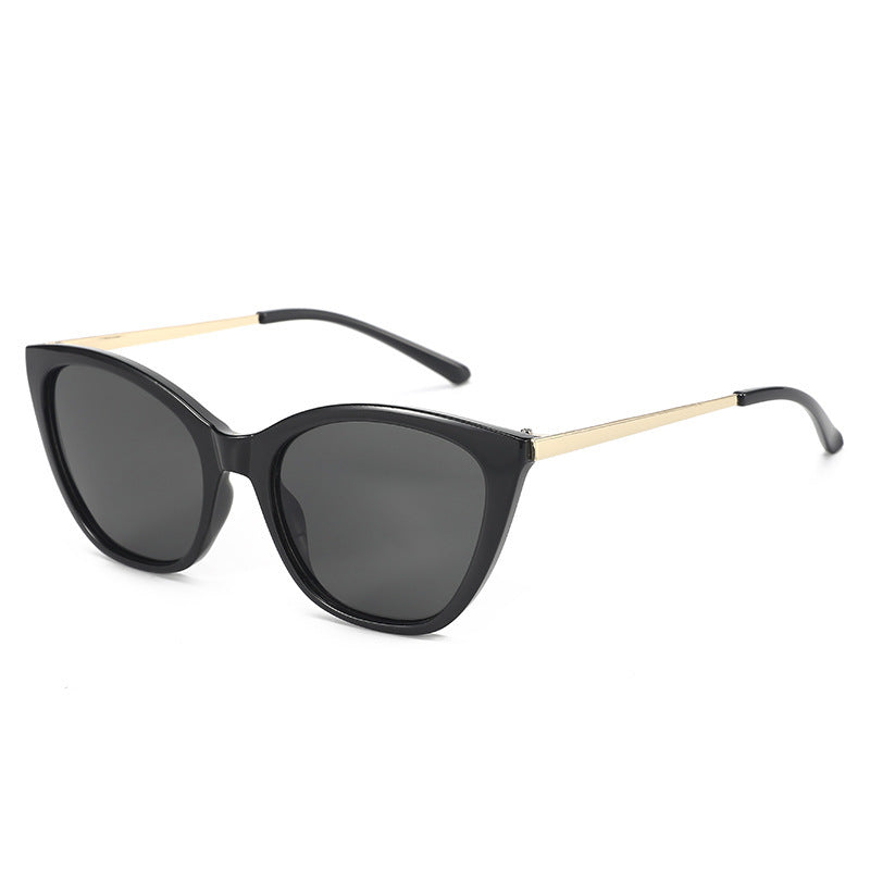 Ladies elegant Cat-Eye sunglasses with high-quality frame and UV protection Stornfield