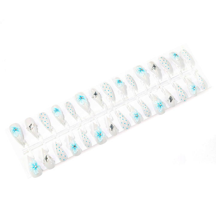 Decorative Artistic Press-On Nail Set with Floral Accents Stornfield