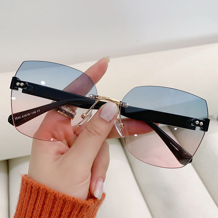 Women’s elegant sunglasses with innovative design Stornfield