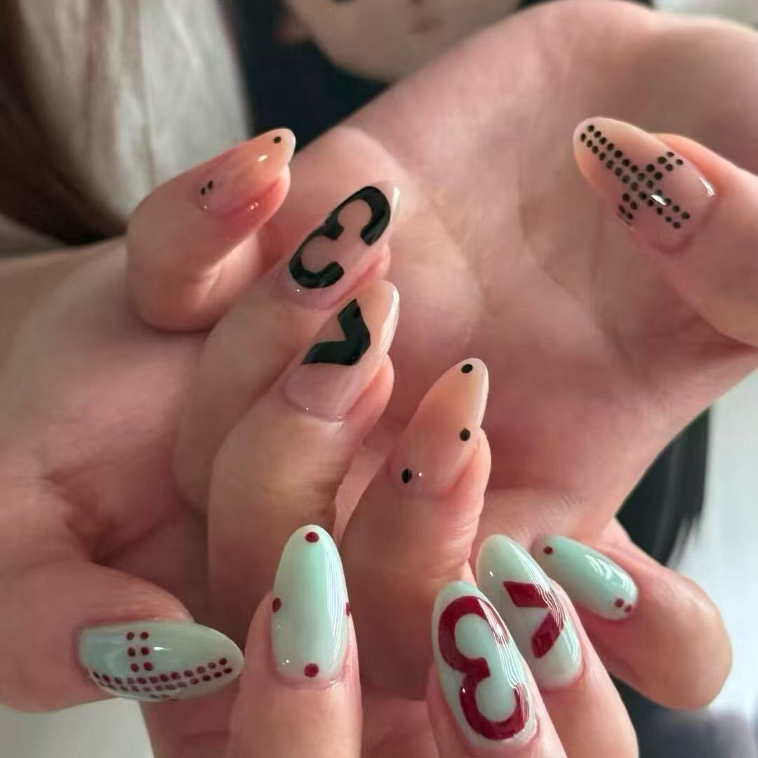Artistic Press-On Nail Enhancements Stornfield