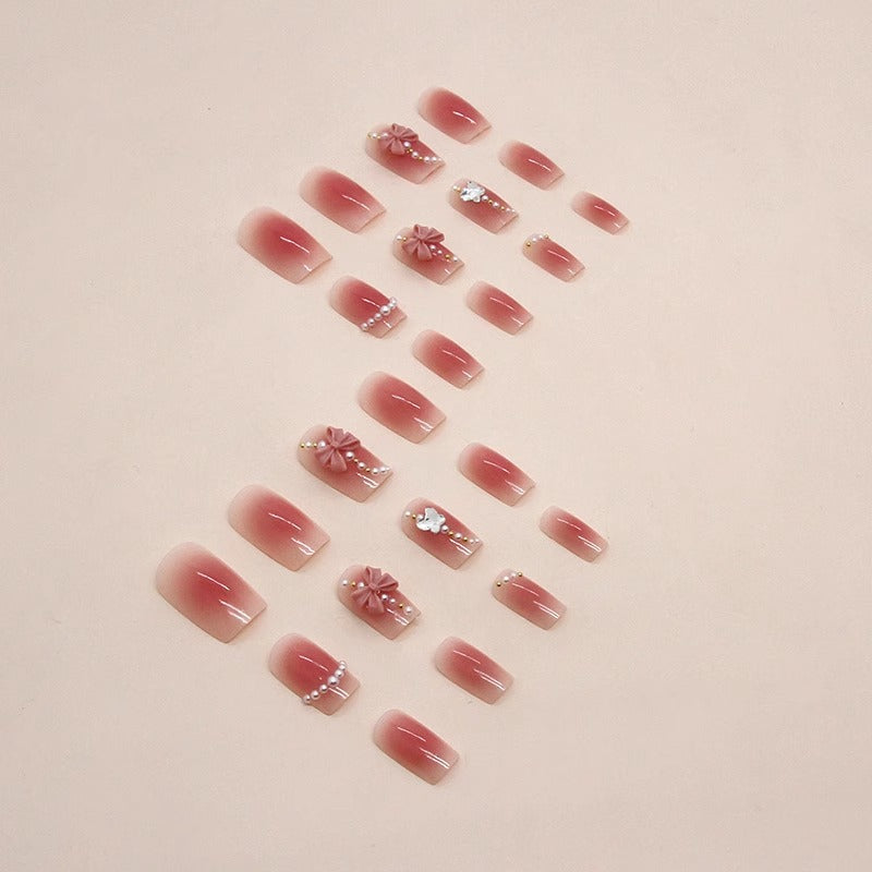 Artificial nails with perforated flower pattern Stornfield
