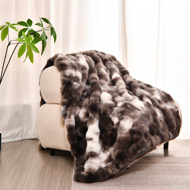 Plush Faux Fur Throw Blanket