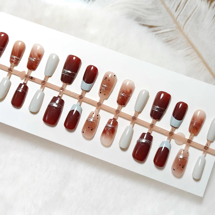Glamorous artificial nails with elegant accents Stornfield