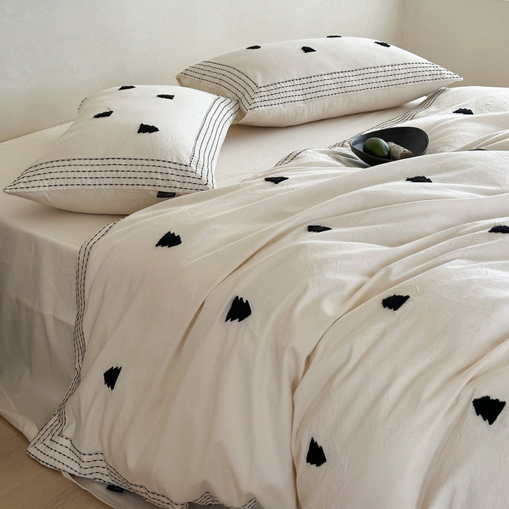 Embroidered Cotton Duvet Cover Set with Scattered Tuft Motifs and Triple-Stitch Border