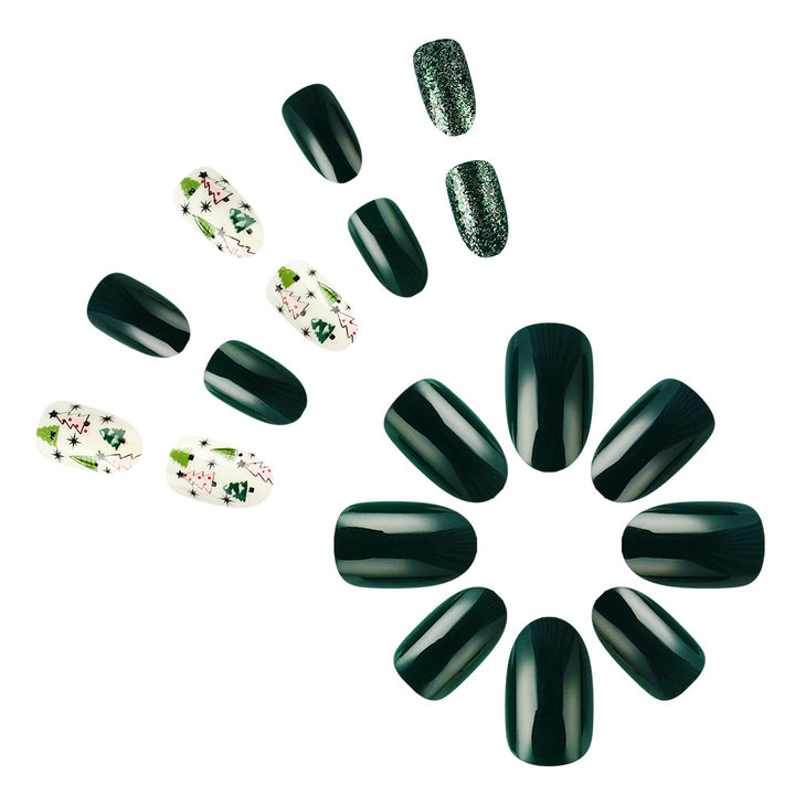 Festive Holiday-Themed Nail Art Stornfield