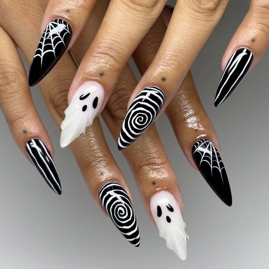 Fake nail set with spooky Halloween designs Stornfield