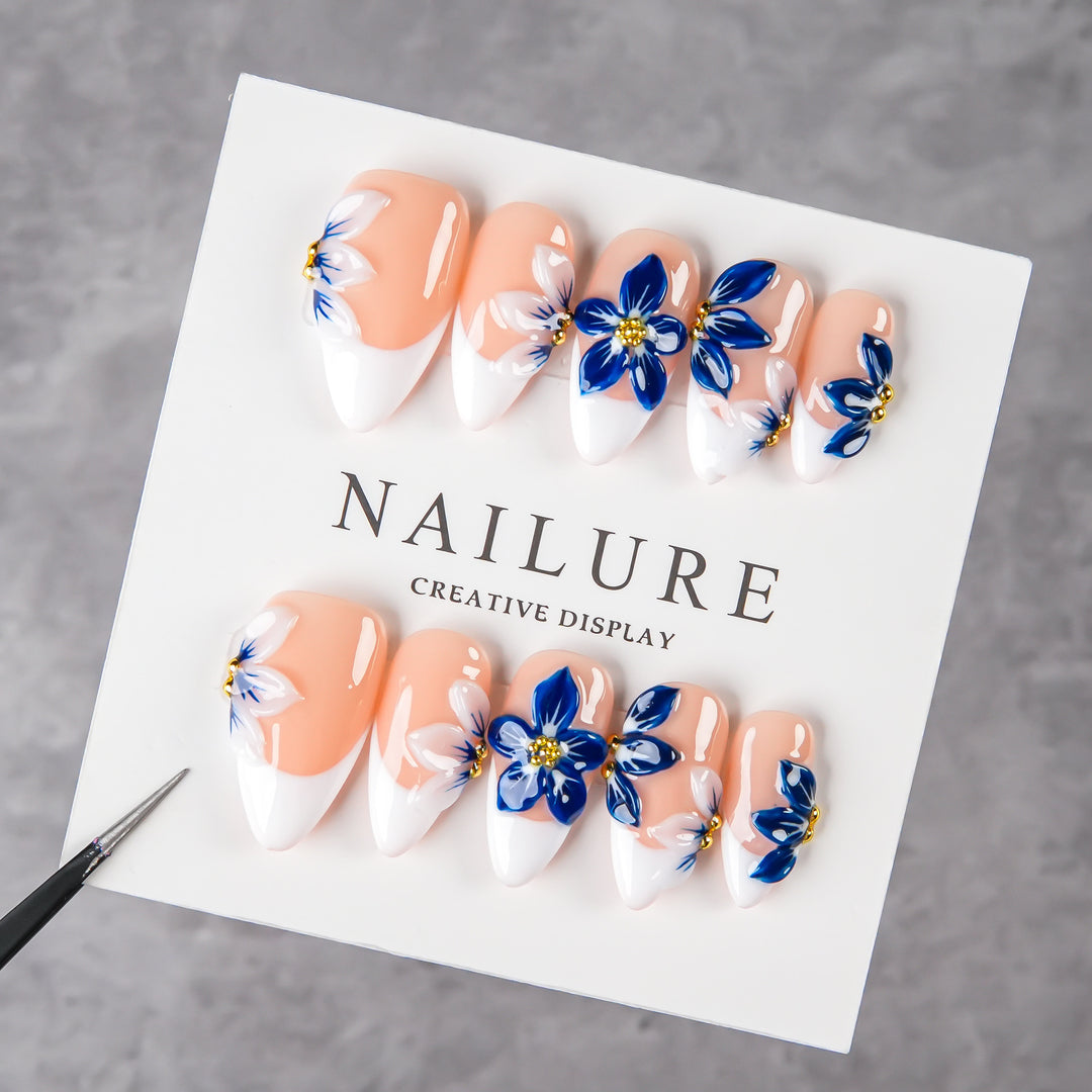 Floral Design Press-On Nails