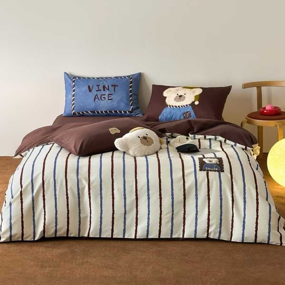 Cute Teddy Bear Cotton Duvet Cover Set with Striped Bedspread and Plush Pillowcase