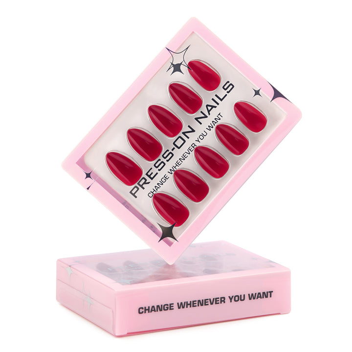 Artificial press-on nails in an elegant oval design Stornfield