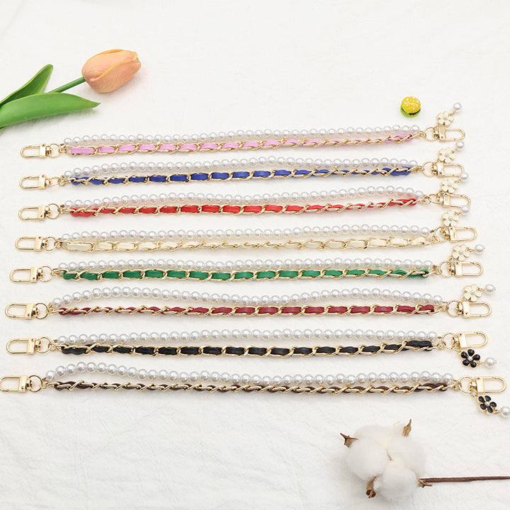 Stylish Pearl-Embellished Eyewear Chain Stornfield