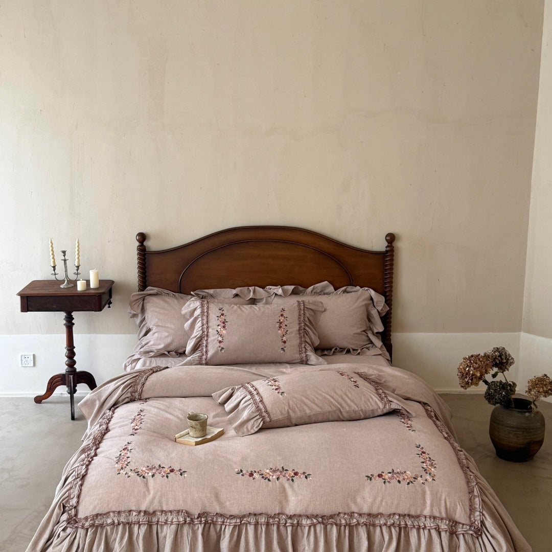 Vintage Ruffled Embroidered Linen Duvet Cover Set with Floral Pillow Shams