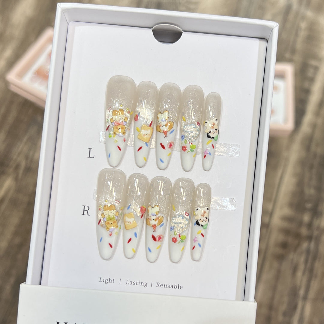 Decorative Press-On Nail Art Set with Glitter Accents Stornfield