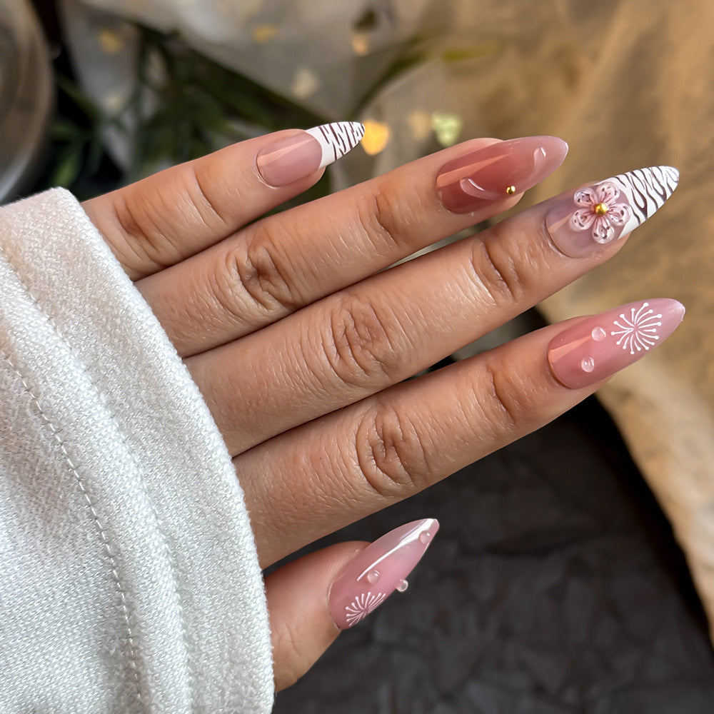 Elegant Floral Design Press-On Nails Stornfield
