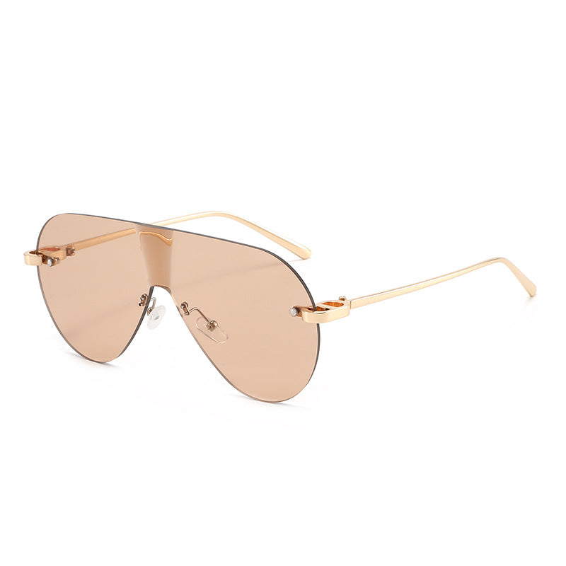 Ladies Oversized Sunglasses in Modern Aviator Style Stornfield