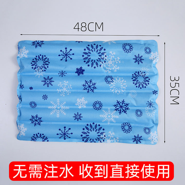Ladies cooling mat with innovative snowflake structure Bowlift