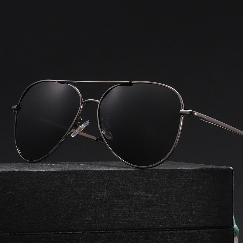 Men's Pilot Sunglasses with Polarized Lenses Stornfield