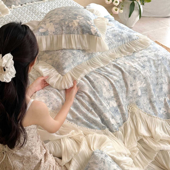 Ruffled Layered Bedspread Duvet Cover Set with Pleated Bedskirt