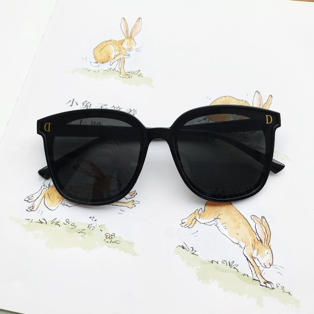 Stylish Oversized Square Sunglasses Stornfield