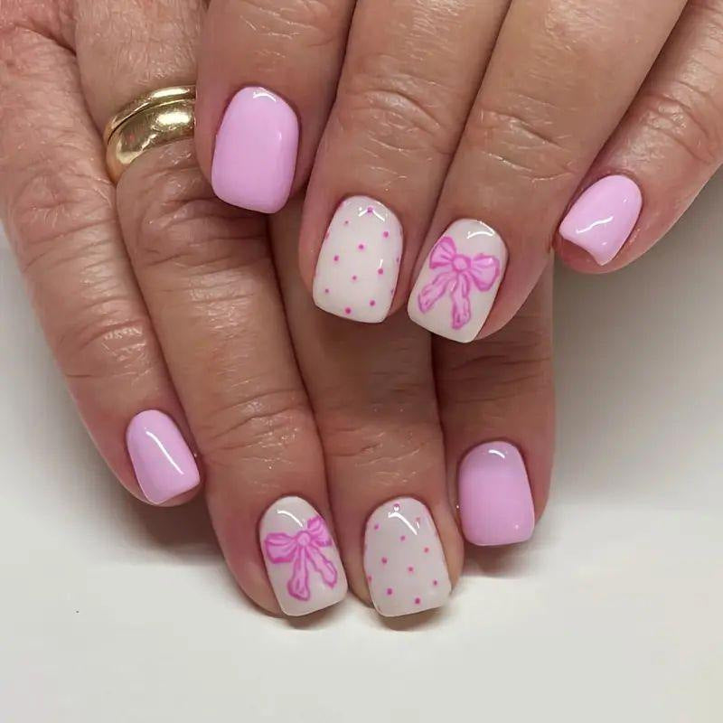 Artistic Winter-Themed Nail Art Stornfield
