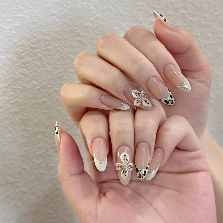 Elegant Artificial Nail Collection with Glitter Motifs Stornfield