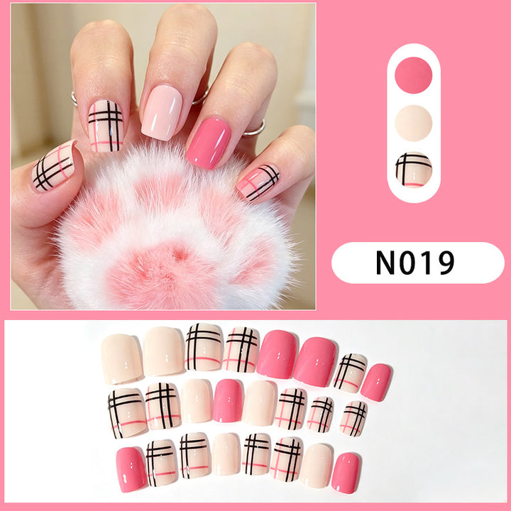 Geometric Pattern Press-On Nail Set